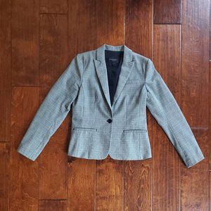 Banana Republic Women's Gray Plaid Blazer - Size 2
